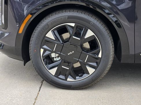 New 2026 Kia Sportage SX FWD image 8