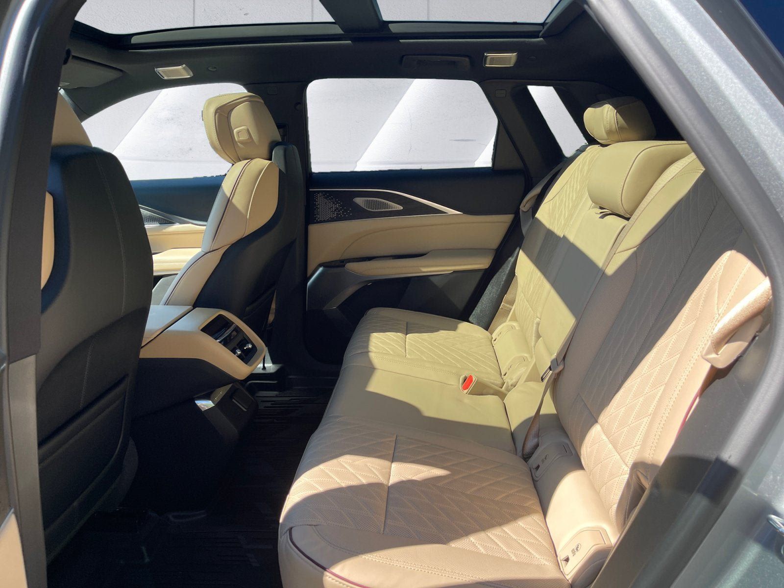Certified 2026 Cadillac Lyriq Signature Luxury w/ Nappa Leather Package AWD/4WD image 14
