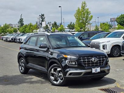Used 2025 Hyundai Venue SEL