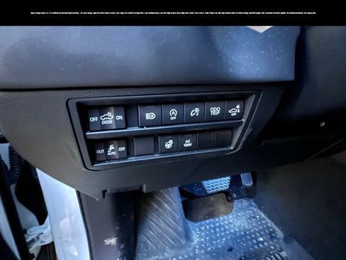 Used 2023 Toyota Tundra Platinum AWD/4WD image 15