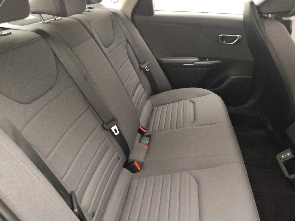 Used 2025 Kia K4 EX FWD image 19