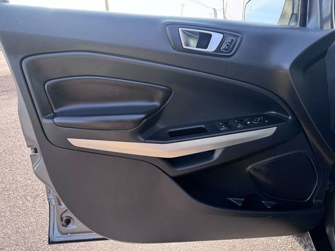 Used 2018 Ford EcoSport Titanium image 9