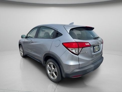 Used 2019 Honda HR-V LX image 12