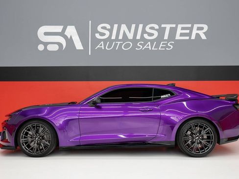 Used 2018 Chevrolet Camaro ZL1 RWD image 24