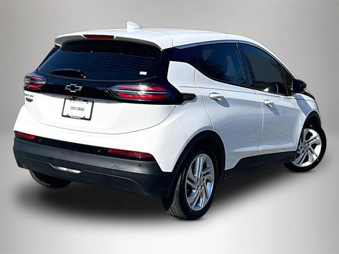 Certified 2023 Chevrolet Bolt LT w/ Driver Confidence Package image 6