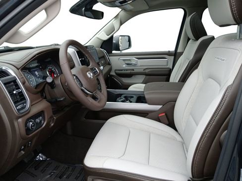 New 2026 RAM 1500 Laramie AWD/4WD image 19