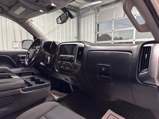 Used 2018 Chevrolet Silverado 1500 LT w/ All Star Edition AWD/4WD image 26
