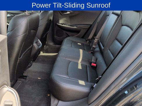 Certified 2018 Chevrolet Malibu LT w/ Leather Package image 20