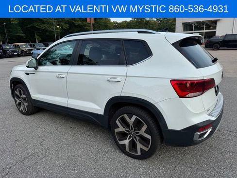 Certified 2023 Volkswagen Taos SEL AWD/4WD image 7