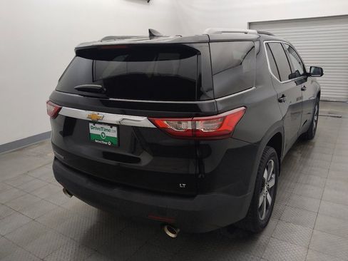 Used 2018 Chevrolet Traverse LT w/ LPO, Floor Liner Package FWD image 7
