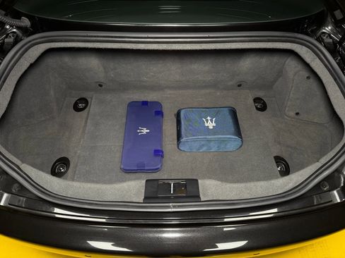 Used 2017 Maserati GranTurismo Sport image 13