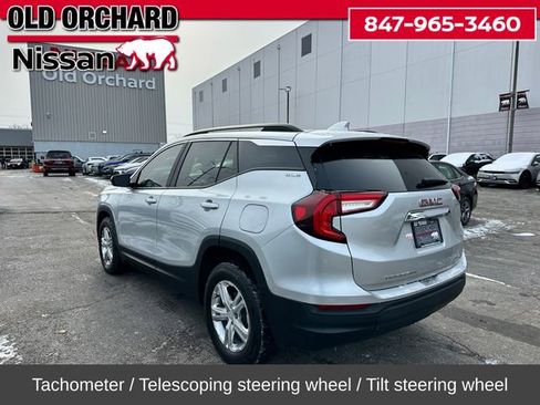 Used 2022 GMC Terrain SLE w/ Driver Convenience Package image 8