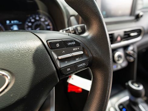Used 2021 Hyundai Kona SE AWD/4WD image 33