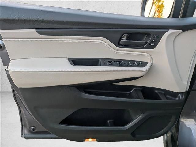 Used 2026 Honda Odyssey EX-L image 11