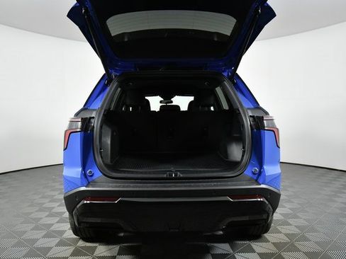 New 2026 Chevrolet Equinox RS w/ LPO, Floor Liner Package image 25