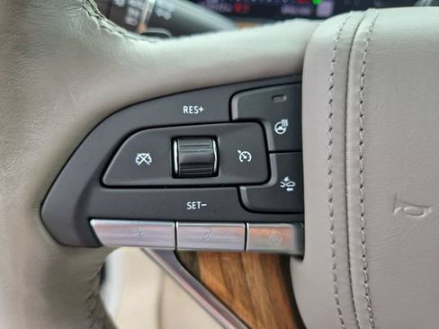 Certified 2023 Cadillac Escalade Premium Luxury Platinum w/ LPO, Radiant Package AWD/4WD image 26