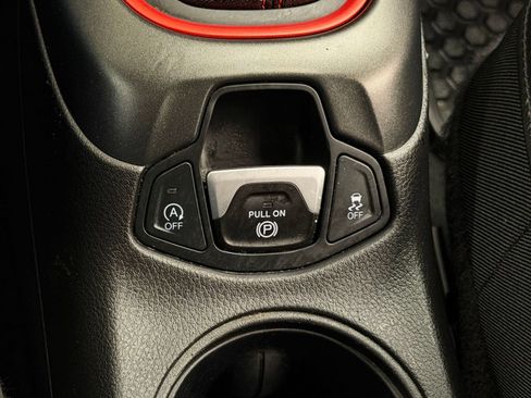 Used 2020 Jeep Compass Trailhawk AWD/4WD image 19