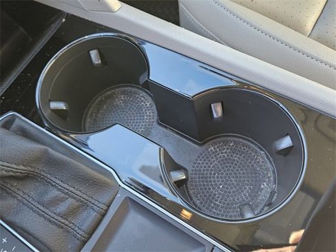 Used 2019 Volkswagen Atlas SEL image 23