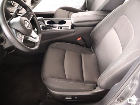 Used 2024 Nissan Altima 2.5 SV AWD/4WD image 10