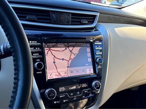 Used 2022 Nissan Murano Platinum w/ Cargo Package image 10