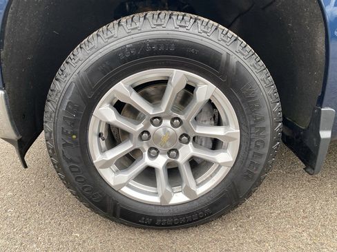 Certified 2022 Chevrolet Silverado 1500 LT image 9