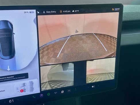 Used 2025 Tesla Model 3 Long Range RWD image 21