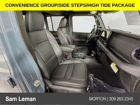 New 2025 Jeep Gladiator Sport image 25