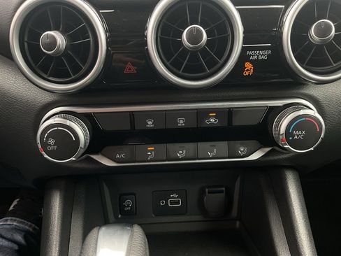 Used 2025 Nissan Sentra S FWD image 24