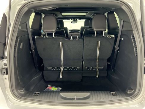 New 2026 Chrysler Pacifica Limited FWD image 26