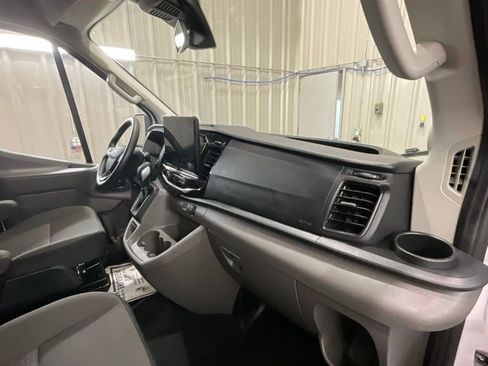 Used 2025 Ford Transit 350 XLT RWD image 12