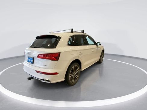 Used 2020 Audi Q5 e Prestige w/ Prestige Package image 8