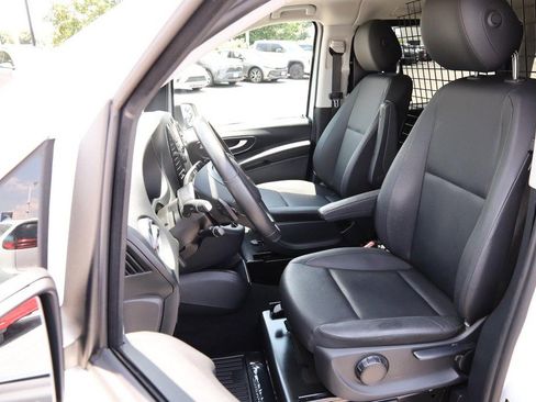 Used 2023 Mercedes-Benz Metris Passenger image 8