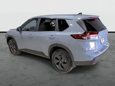 New 2026 Nissan Rogue SV AWD/4WD image 2