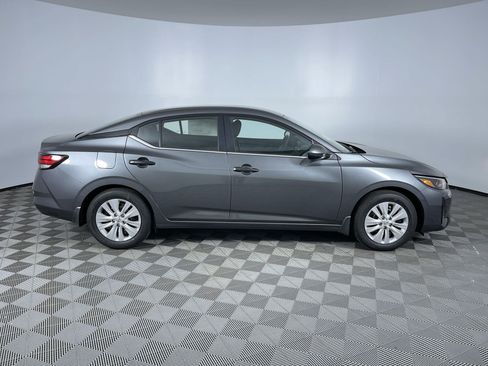 Certified 2025 Nissan Sentra S FWD image 10