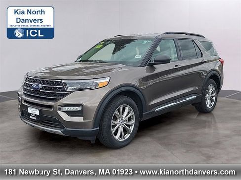 Used 2021 Ford Explorer XLT w/ Equipment Group 202A image 1