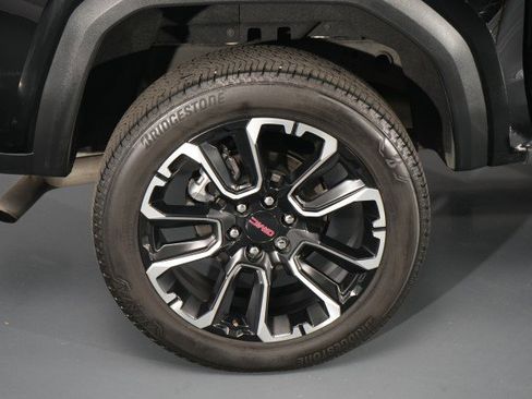 Used 2024 GMC Canyon Denali AWD/4WD image 61