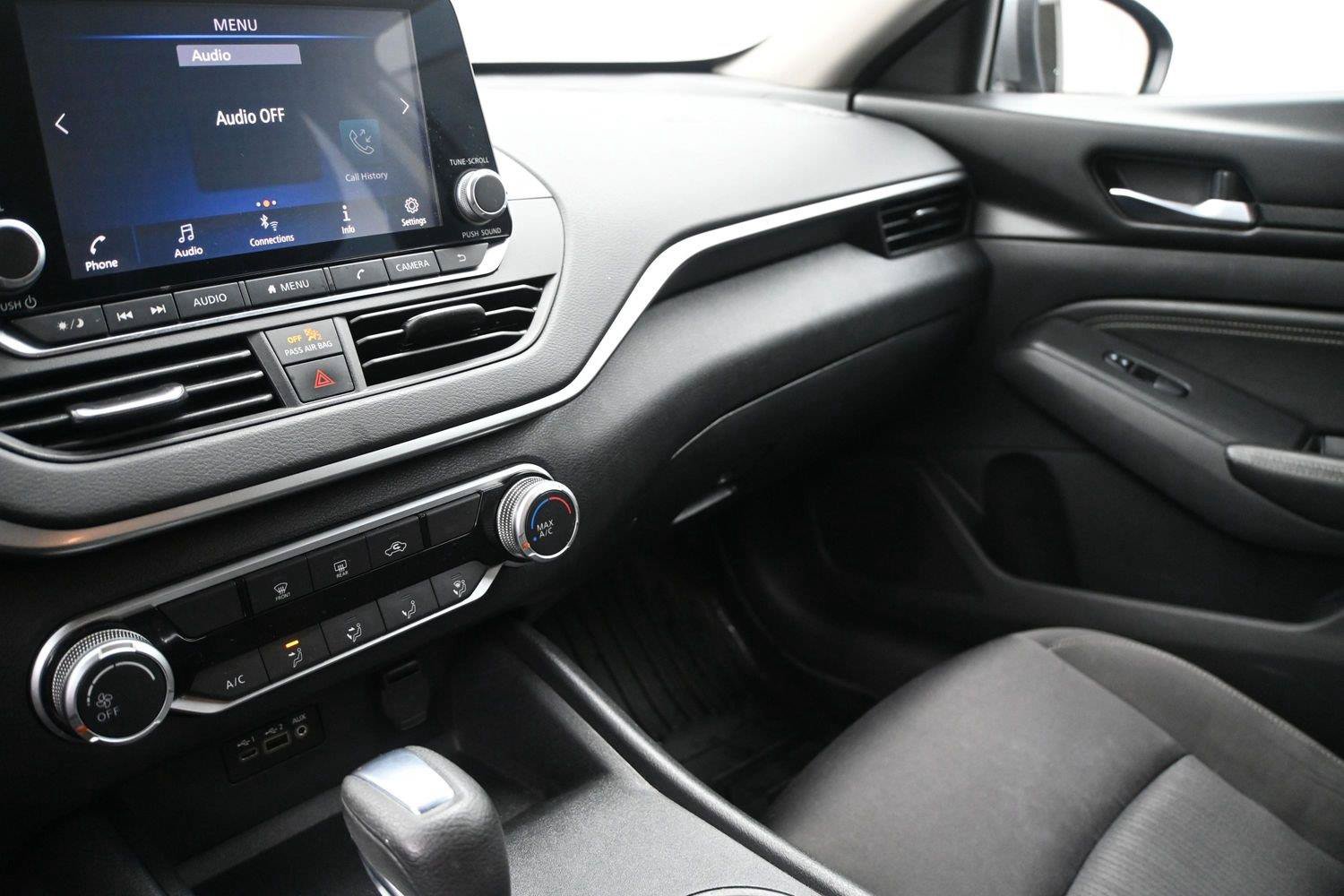 Used 2020 Nissan Altima 2.5 S FWD image 4