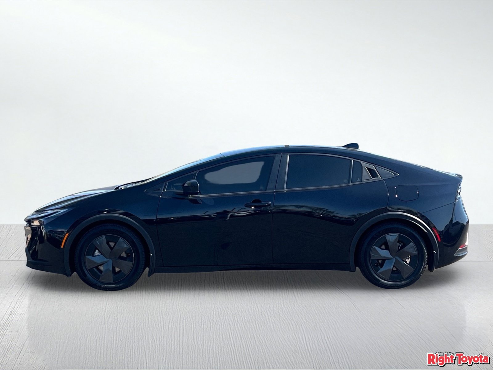 Certified 2025 Toyota Prius Plug-In Hybrid FWD image 4