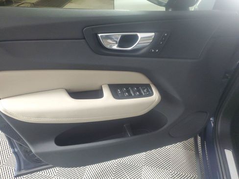 Used 2026 Volvo XC60 B5 Plus w/ Protection Package Premier AWD/4WD image 19