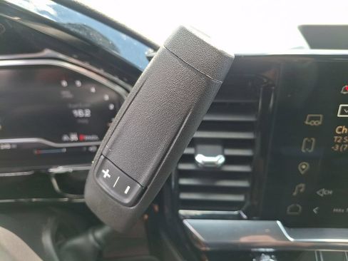Used 2024 GMC Sierra 1500 Elevation AWD/4WD image 14