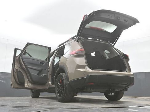 Used 2025 Nissan Rogue SV AWD/4WD image 55
