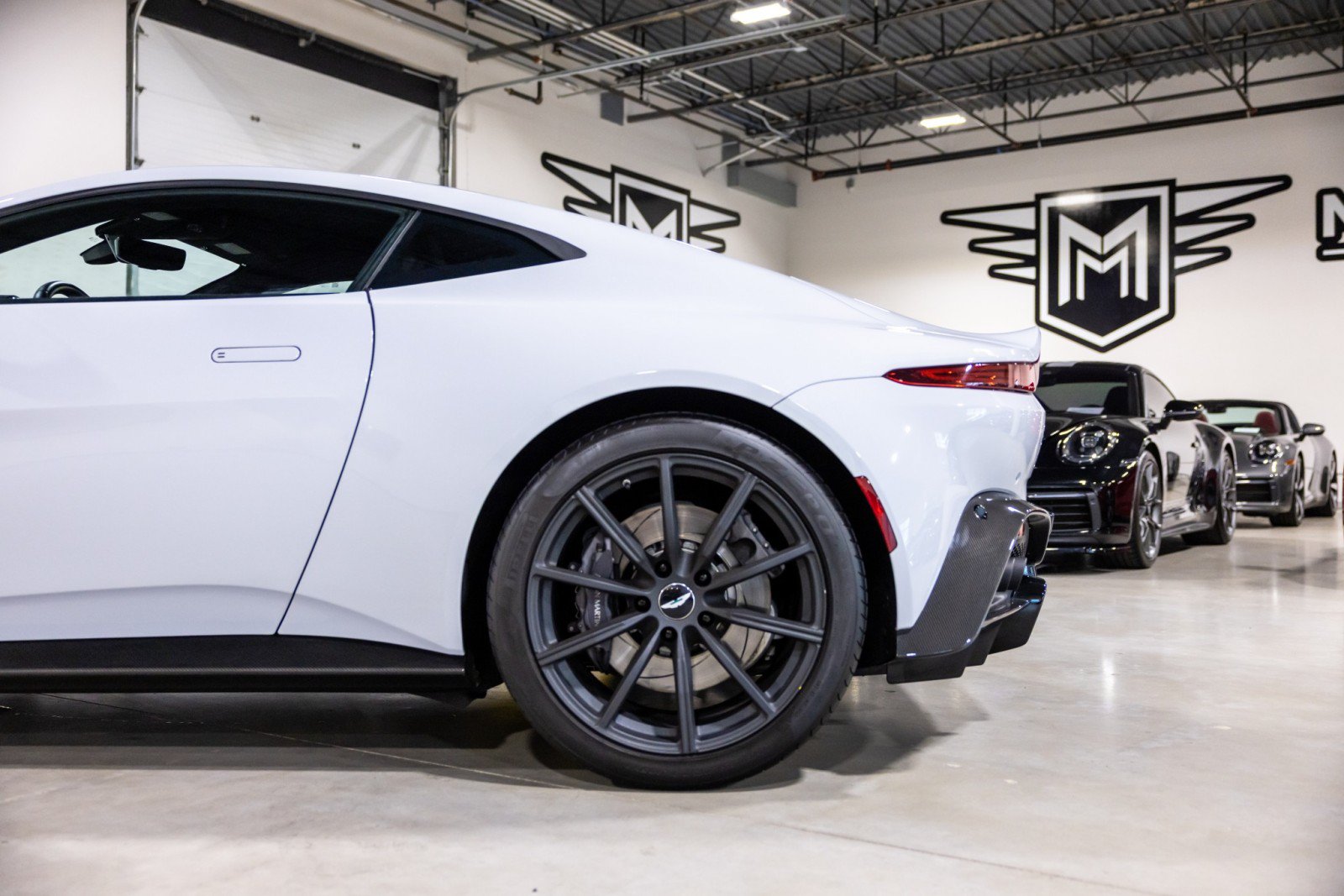 Used 2019 Aston Martin V8 Vantage Coupe RWD image 16