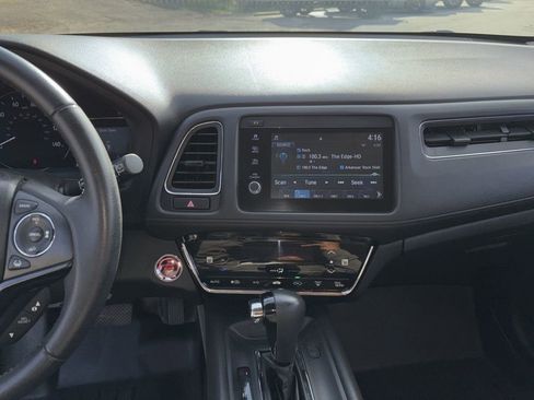 Used 2022 Honda HR-V EX-L image 13