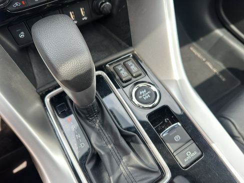Used 2025 Mitsubishi Eclipse Cross AWD image 26