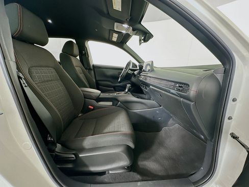 Used 2024 Honda HR-V Sport image 29
