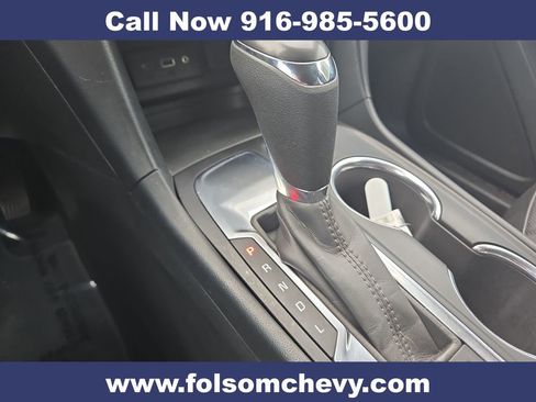 Used 2020 Chevrolet Equinox LT w/ Sport Edition image 18