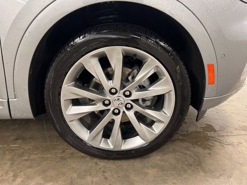 Certified 2023 Buick Envision Avenir image 22