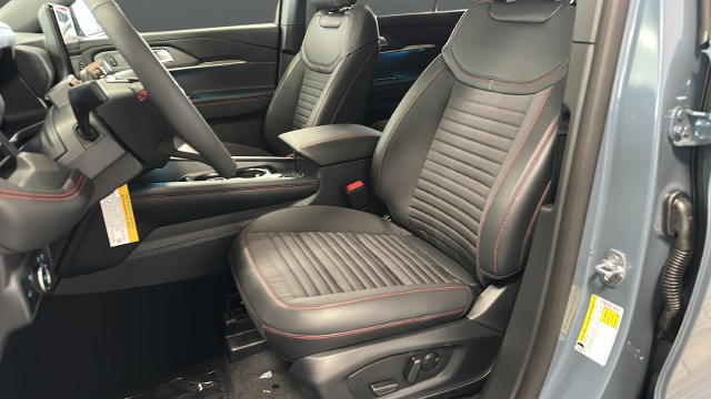New 2027 Ford Explorer ST-Line w/ Premium Package AWD/4WD image 9