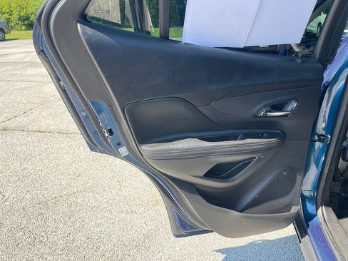 Used 2020 Buick Encore Preferred FWD image 16