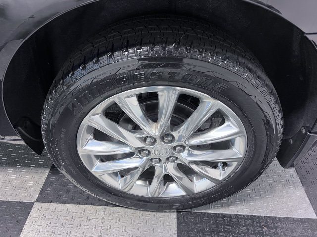 Used 2018 Buick Enclave Essence AWD/4WD image 16